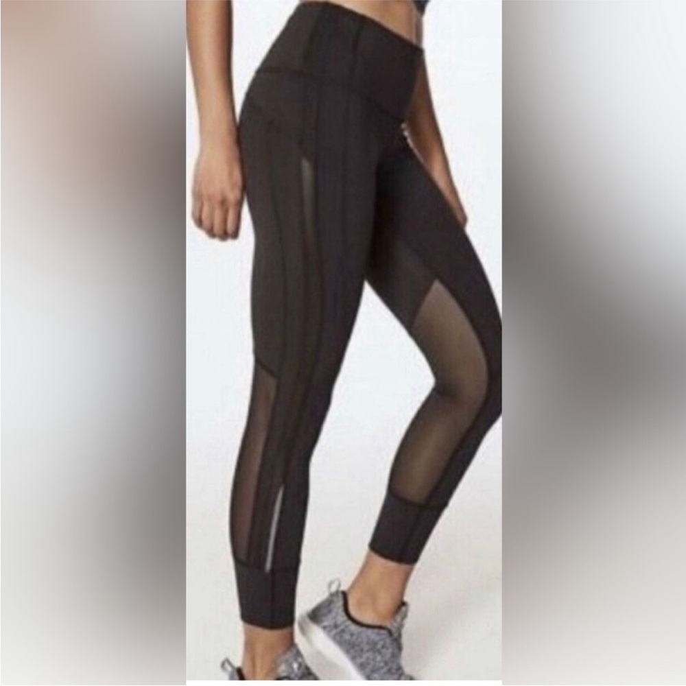 Lululemon Black HIT IT Cropped Leggings T60416 Size 4 High Waisted Pocket, Jelly
